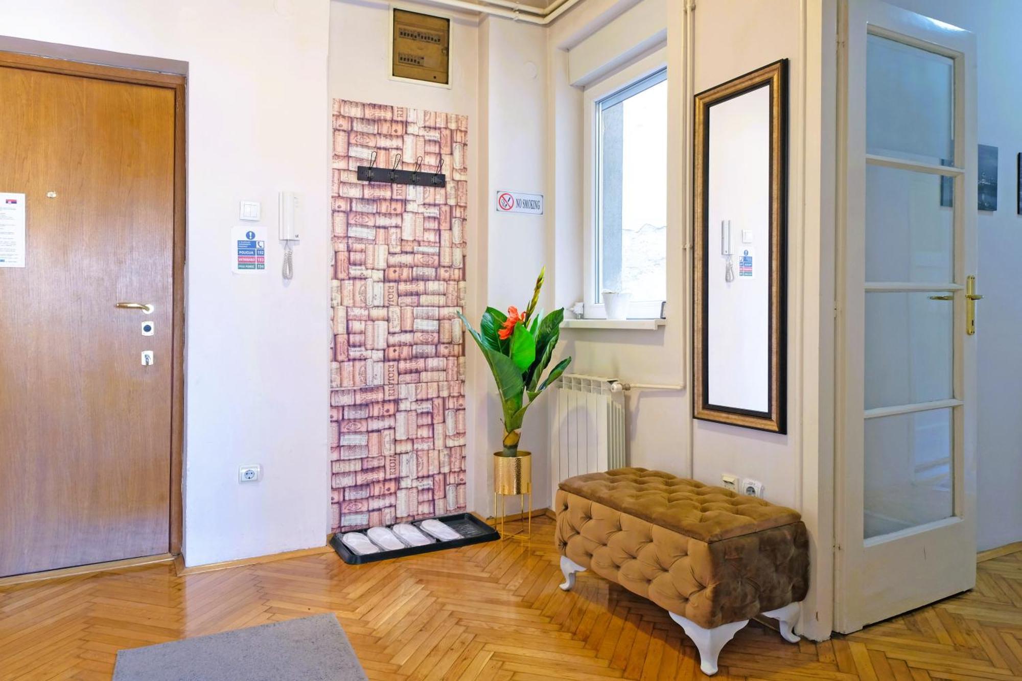 Windows City Apartment Belgrade Exterior photo