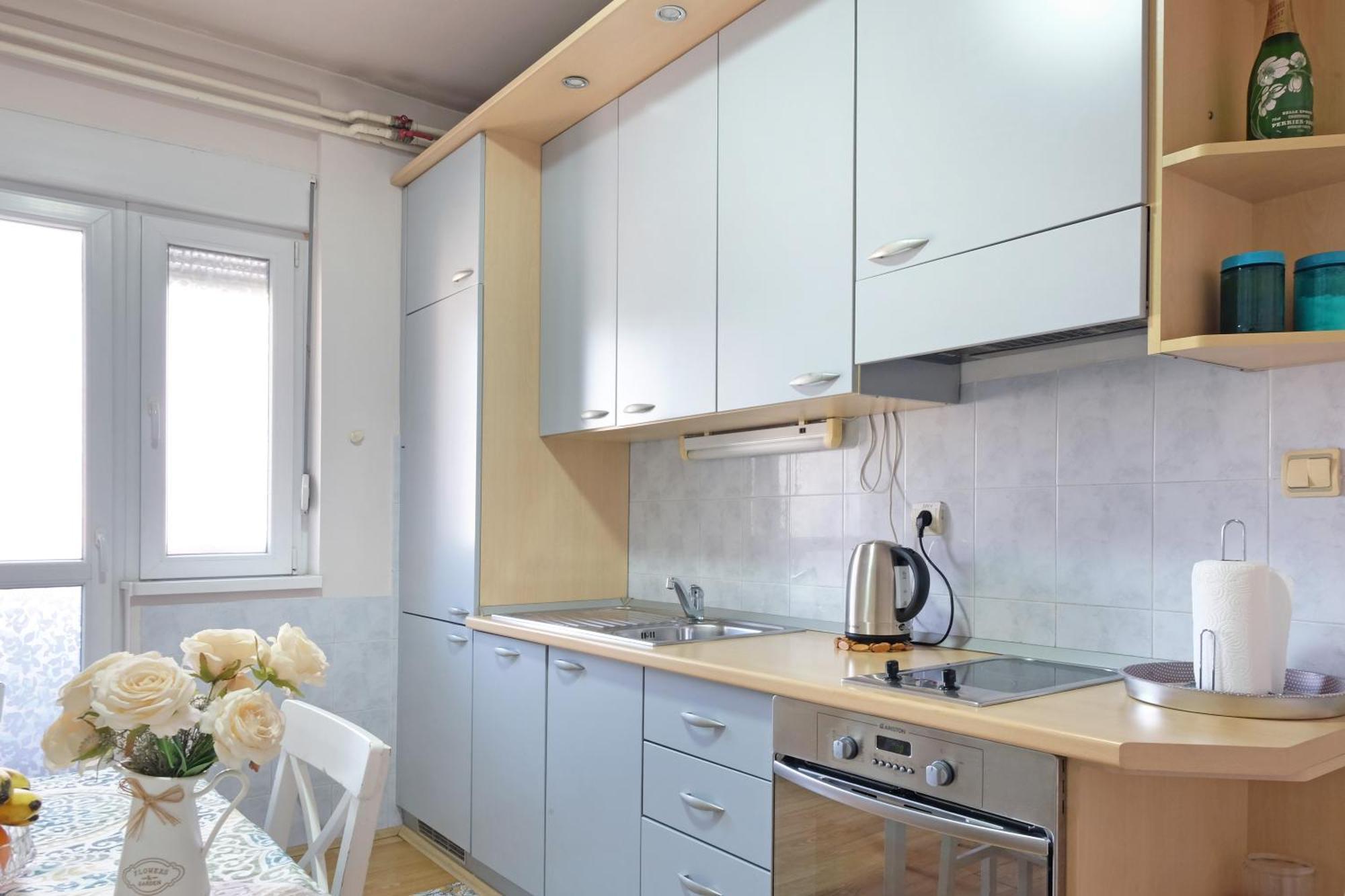 Windows City Apartment Belgrade Exterior photo